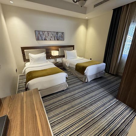 Friesian Hotel Suites Dschidda Exterior foto
