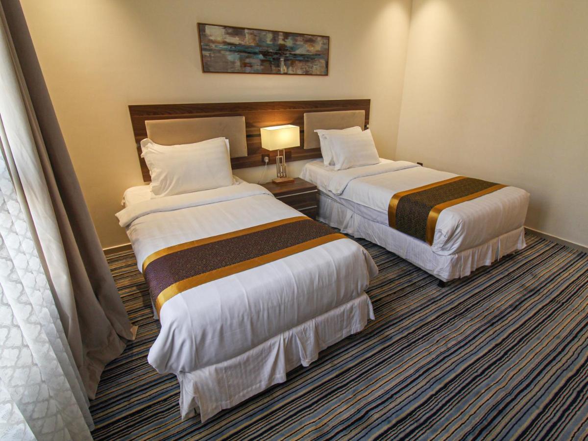 Friesian Hotel Suites Dschidda Exterior foto