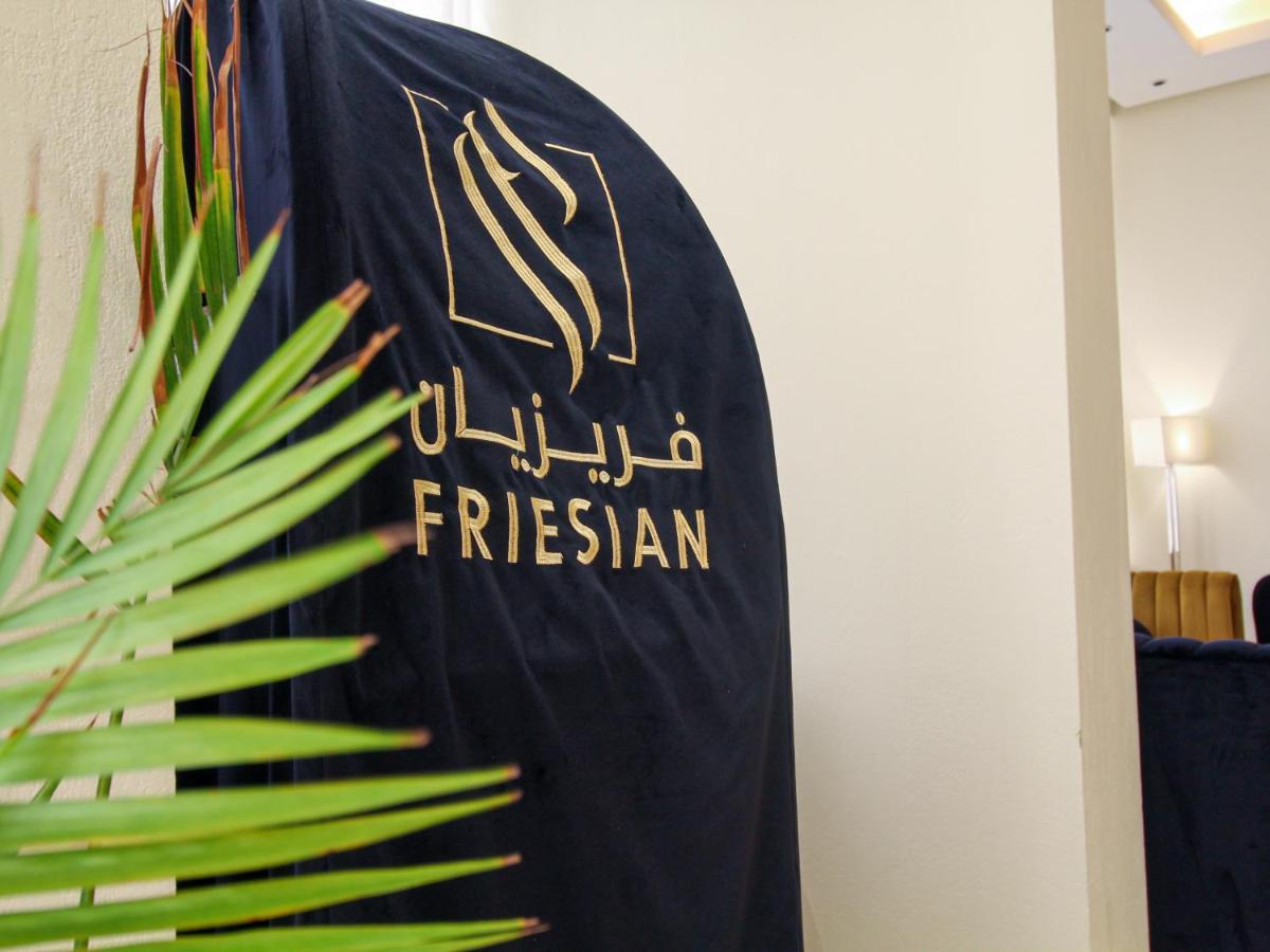 Friesian Hotel Suites Dschidda Exterior foto