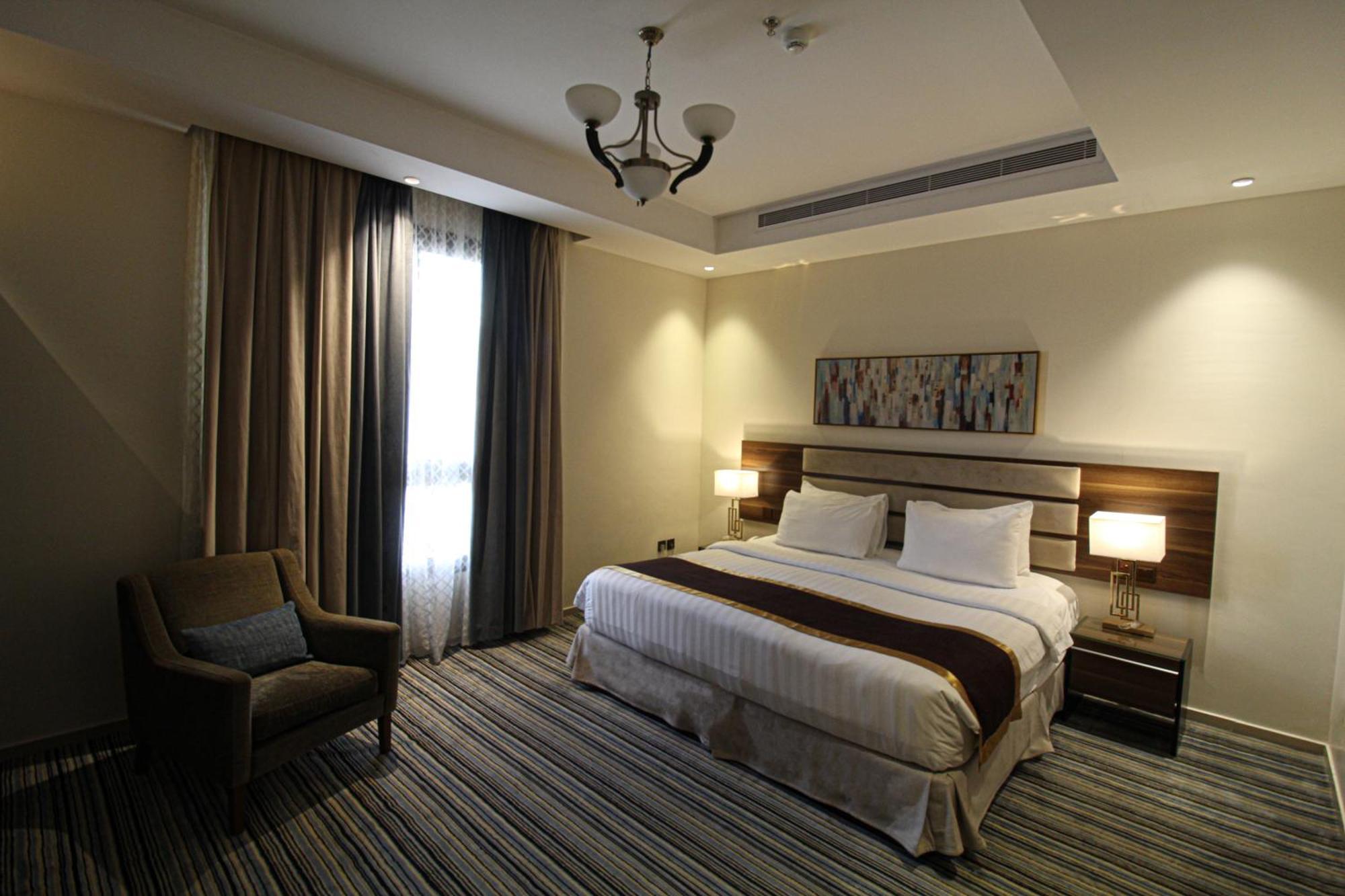 Friesian Hotel Suites Dschidda Exterior foto